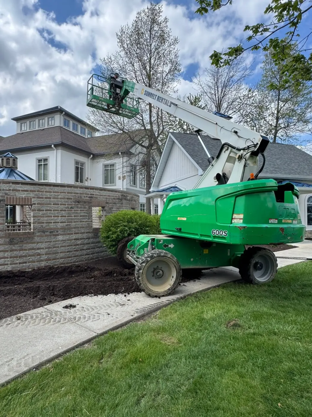 Manufacturer-certified roof installation in New Augusta